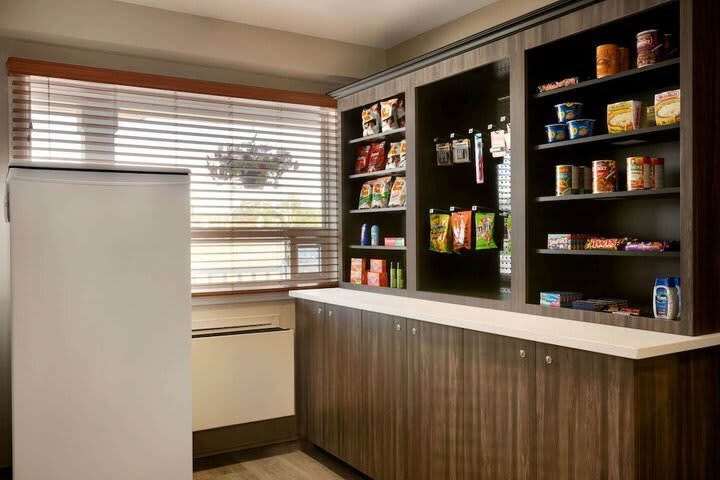 Hotel Travelodge Suites New Glasgow
