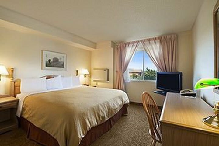 Hotel Travelodge Suites New Glasgow