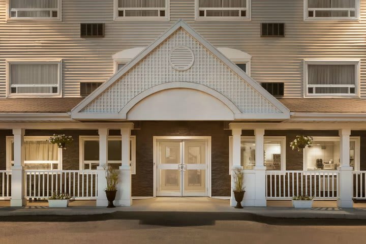 Hotel Travelodge Suites New Glasgow