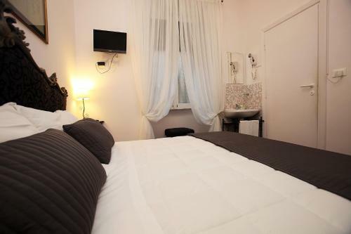 Hotel Amica Roma B&B