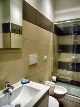 Hotel Dea Roma Inn