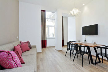 Monti Apartments - My Extra Home