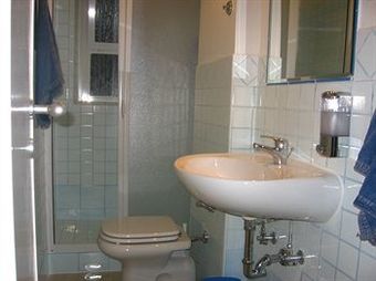 Bed & Breakfast Stay At Rome