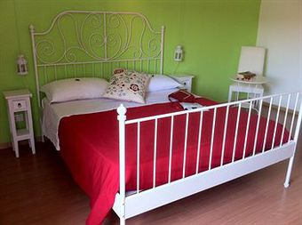 Bed & Breakfast Stay At Rome