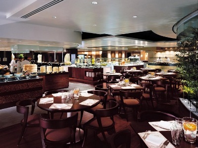 Shangri-la's Far Eastern Plaza Hotel Taipei