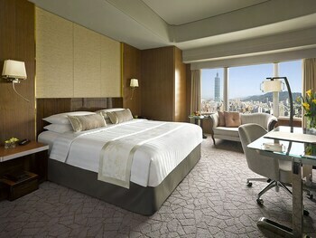 Shangri-la's Far Eastern Plaza Hotel Taipei