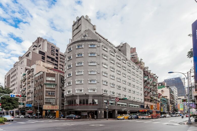 Hotel Ferrary