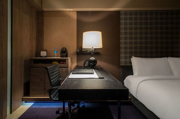 Hotel Quote (t Room)