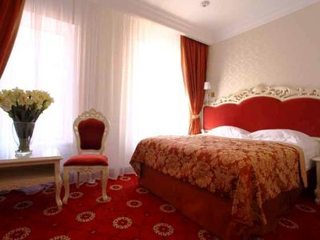 Royal Grand Hotel