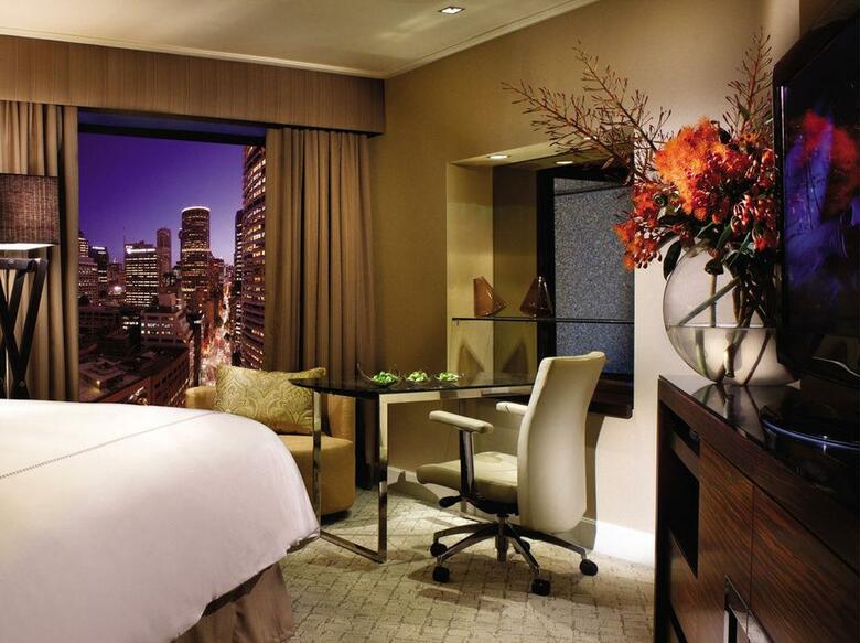Four Seasons Hotel Sydney
