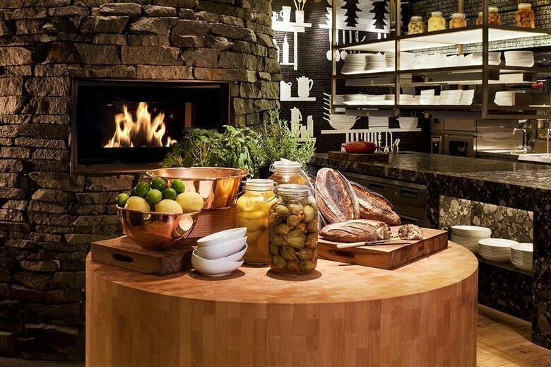 Four Seasons Hotel Sydney
