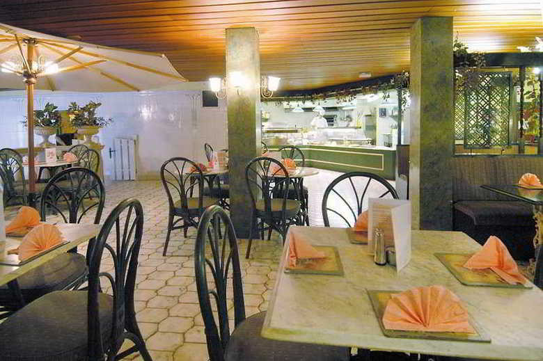 Apollo Hotel