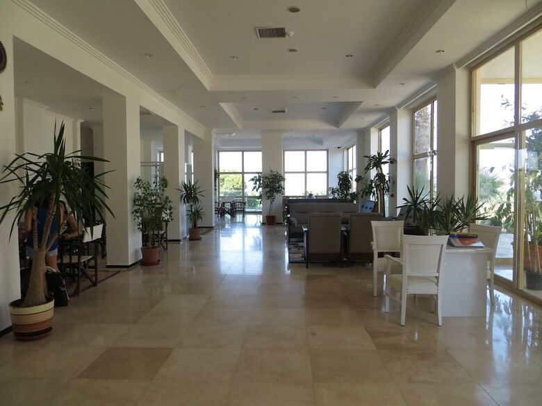 Arora Hotel