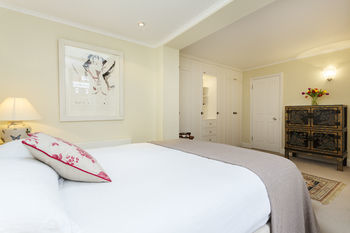 Vive Unique - Kensington Apartments