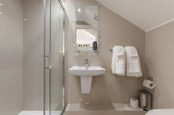 Shepherd's Bush Boutique Hotel