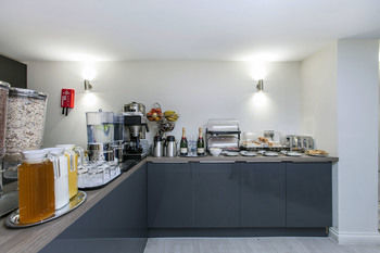 Shepherd's Bush Boutique Hotel