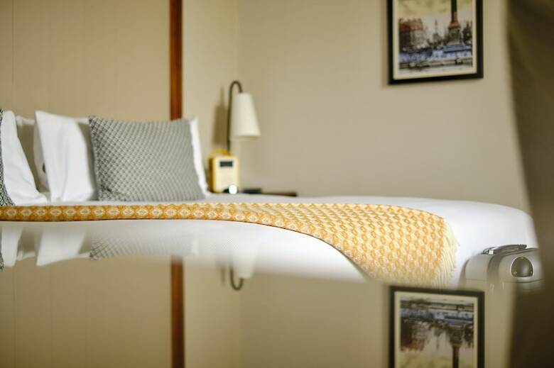 Amba Hotel Charing Cross