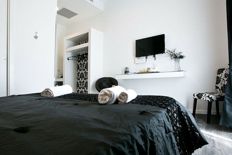 Bed & Breakfast Rome Key Luxury House