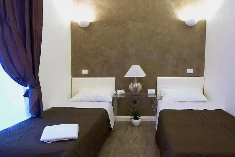 Bed & Breakfast Rome Key Luxury House