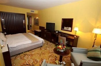 Oasis Hotel