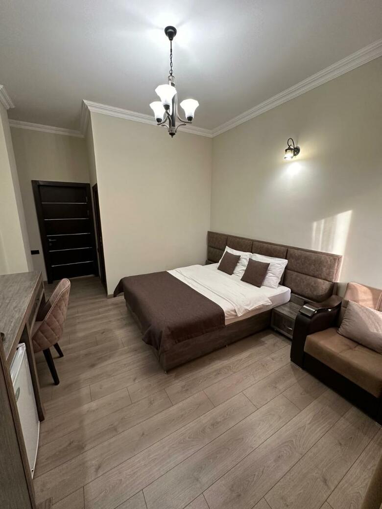 Hotel Capital