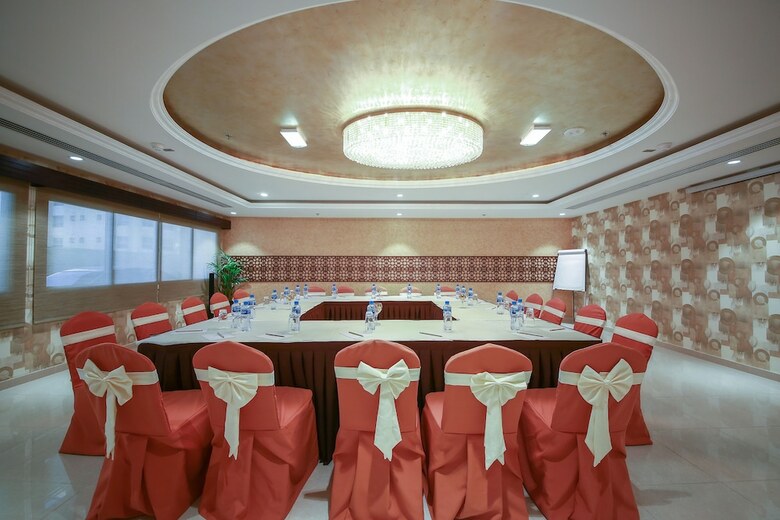Ivory Grand Hotel Apartments
