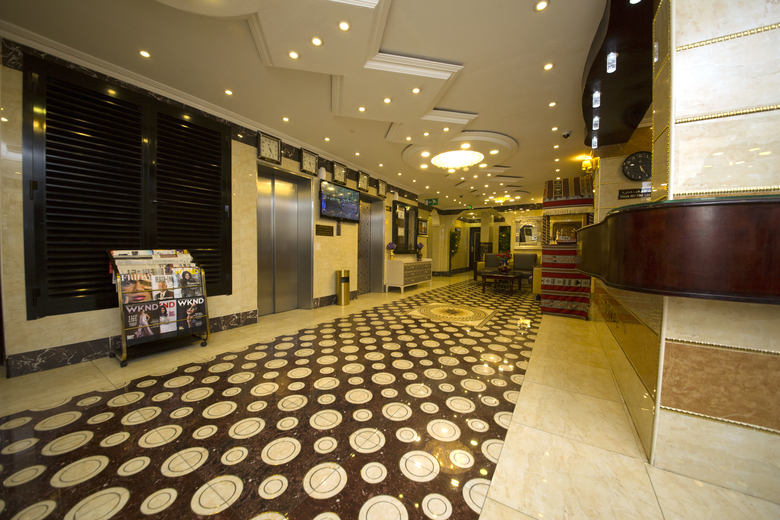 Grand Sina Hotel