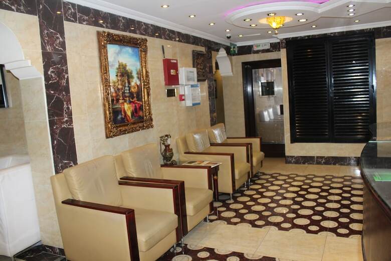 Grand Sina Hotel