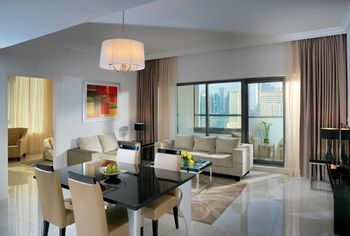 Hotel Naia Breeze