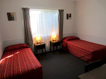Roma Inland Motor Inn
