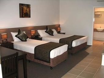 Roma Inland Motor Inn