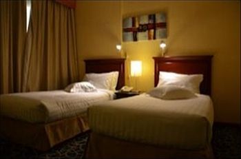 Richmond Green Hotel