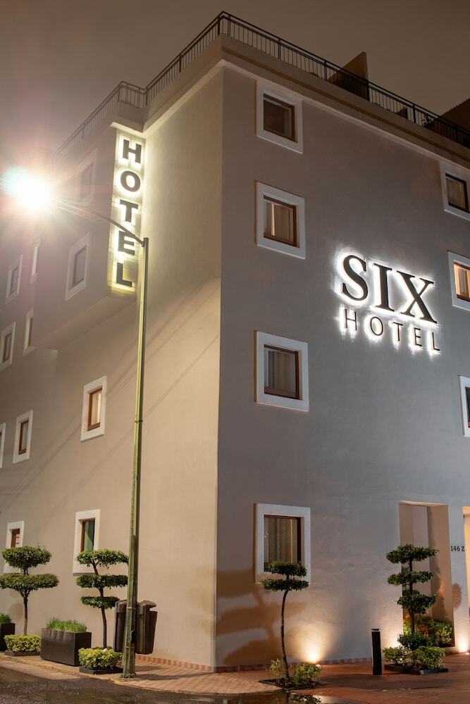 Six Hotel