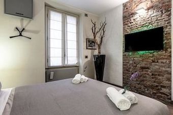 Apartamento Suitelowcost - San Babila Duomo