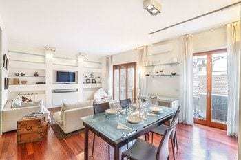 Apartamento Suitelowcost - Porta Garibaldi