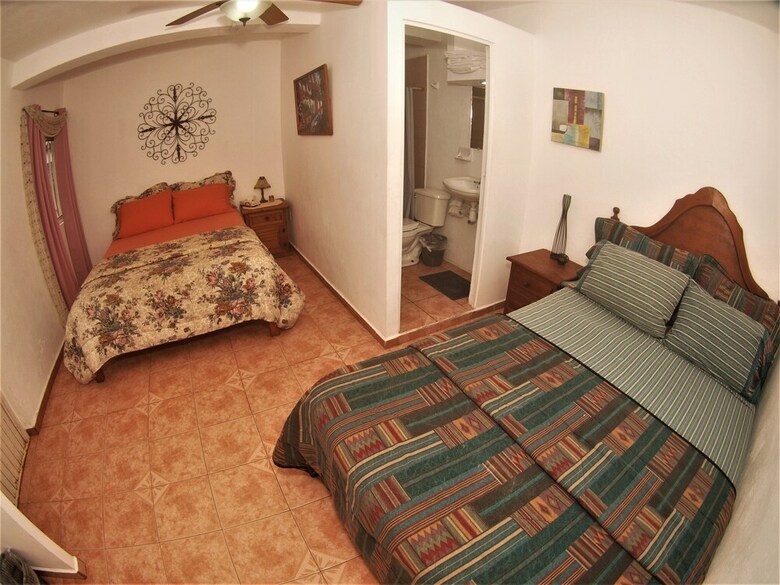 Albergue Hostal Casa Blanca