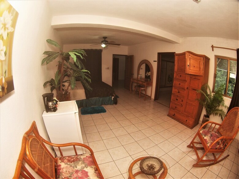 Albergue Hostal Casa Blanca