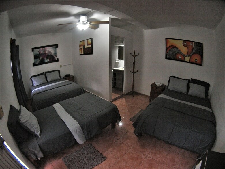 Albergue Hostal Casa Blanca