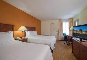 Hotel Fairfield Inn By Marriott Florence