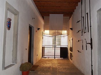 Hostal Florentia Suites