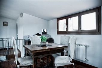 Hostal Florentia Suites