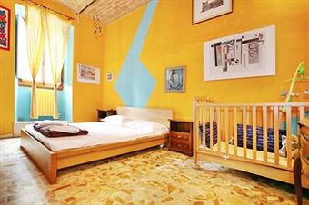 Hostal Florentia Suites