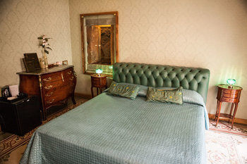Bed & Breakfast Cavour 10