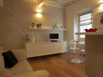 Florence Apartments Tuscan Feeling