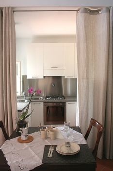 Florence View Apartments