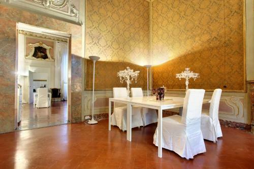 Palazzo Tolomei - Residenza D'epoca