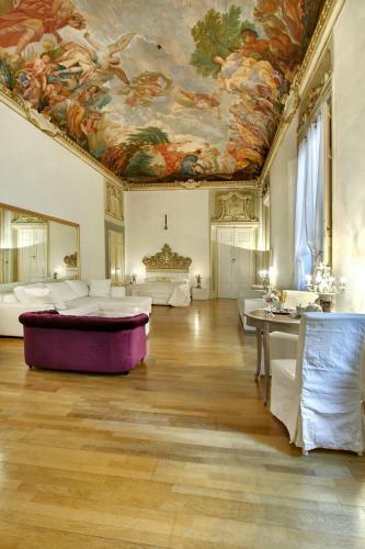 Palazzo Tolomei - Residenza D'epoca