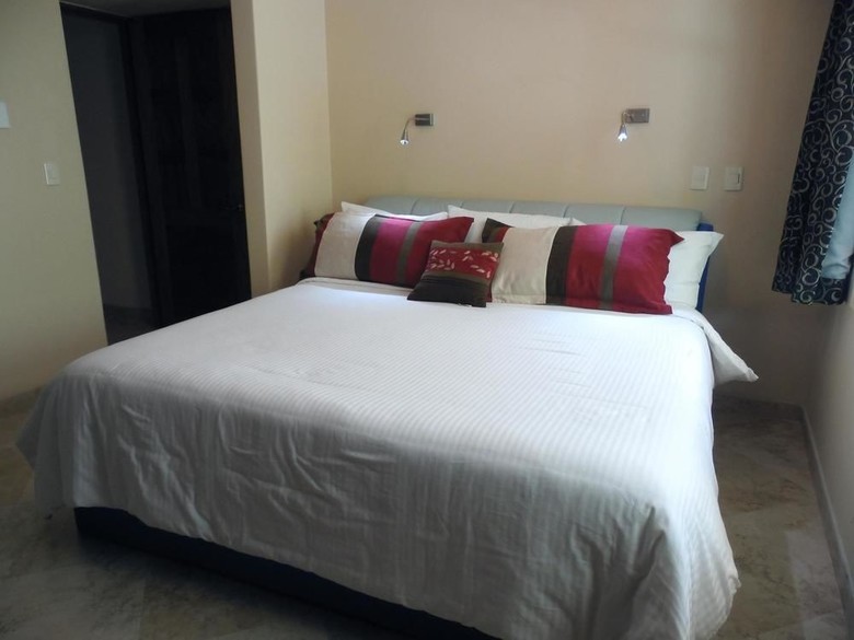 Hotel Mimosa Tree Residence