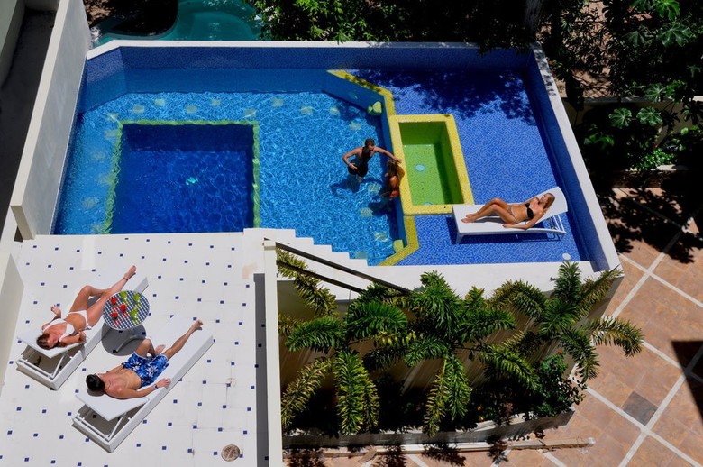 Hotel Mimosa Tree Residence