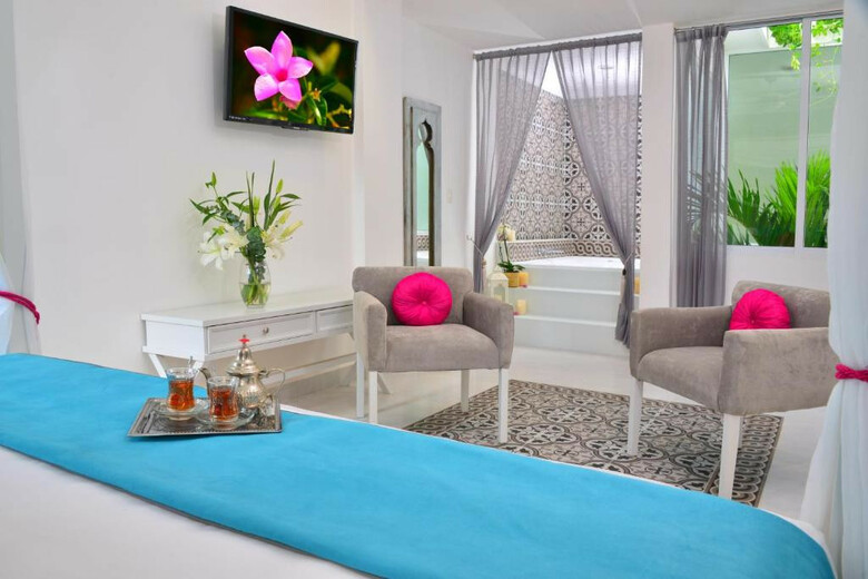 Unic Design Hotel
